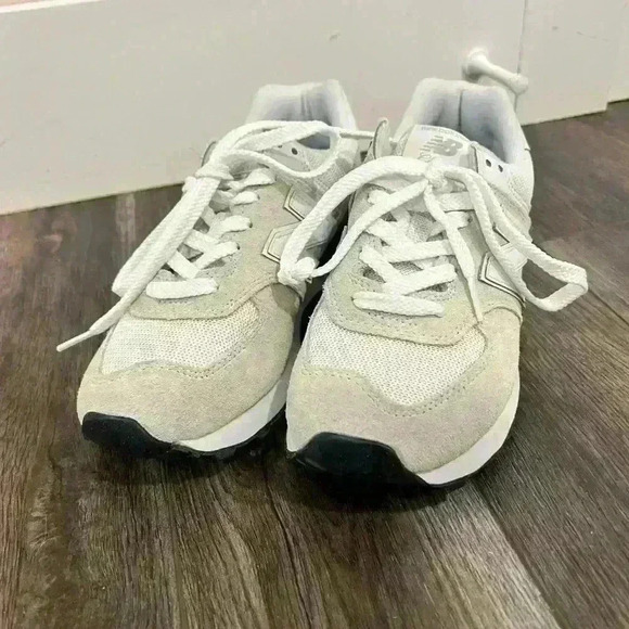 Great condition new balance shoes size 7.5 - Picture 3 of 3